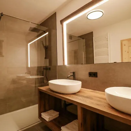 Vakantiehuis Bergglueck By Interhome