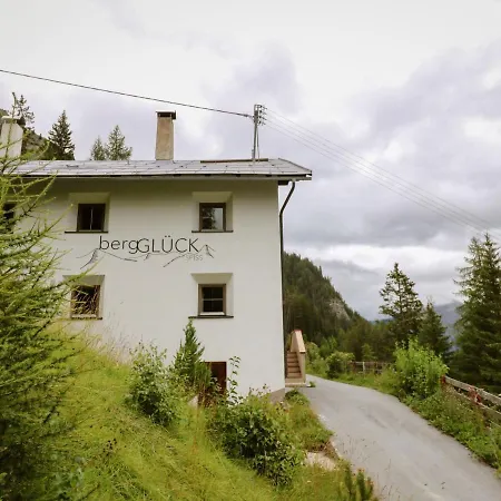 Bergglueck By Interhome 別荘