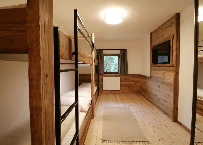 Bergglueck By Interhome * Spiss